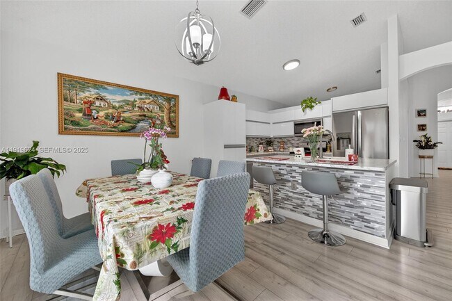 Foto del edificio - 10101 SW 162nd Ct