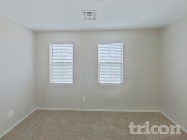 Foto del edificio - 4804 W Leodra Ln