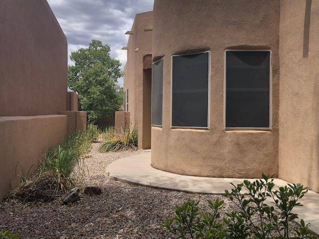 Building Photo - 639 Granite Point Tr SE