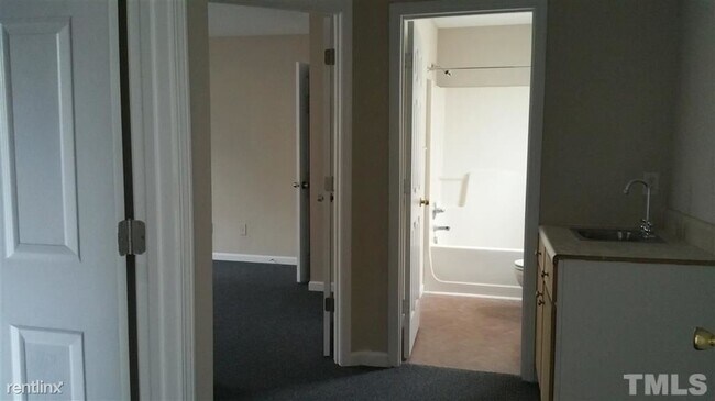 Foto del edificio - 4 br, 3 bath House - 3127 Woods Pl