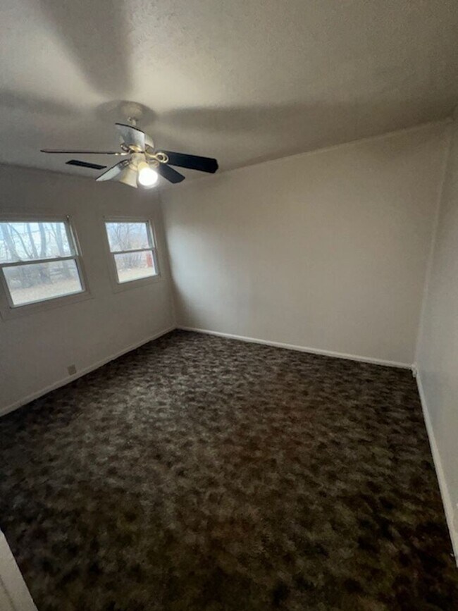 Foto del edificio - 1240 &amp; 1242 Negley Avenue