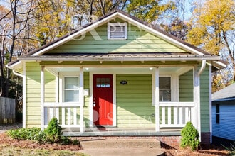 Building Photo - 524 S Green St