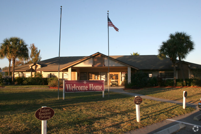 Foto del edificio - Sunlake Terrace Estates