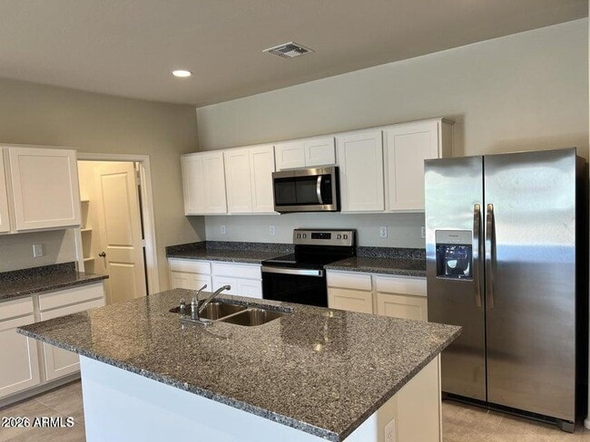 Building Photo - 3449 Encanto St