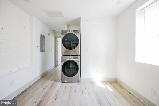 Foto del edificio - 2521 N 34th St