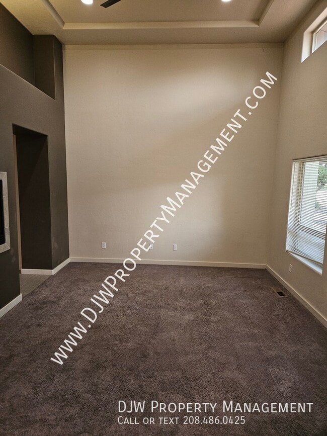 Building Photo - 2964 LeBlanc-