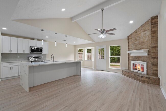 Foto del edificio - 335 Haymarket Ln