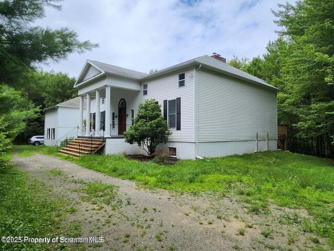 Building Photo - 29 Hirshorn Dr