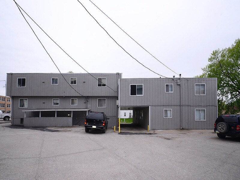 Building Photo - 544 Mill St