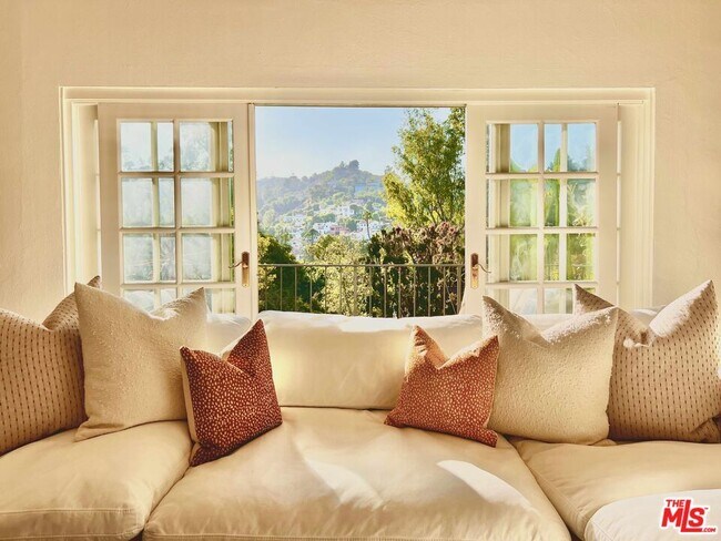 Foto del edificio - 6758 Milner Rd