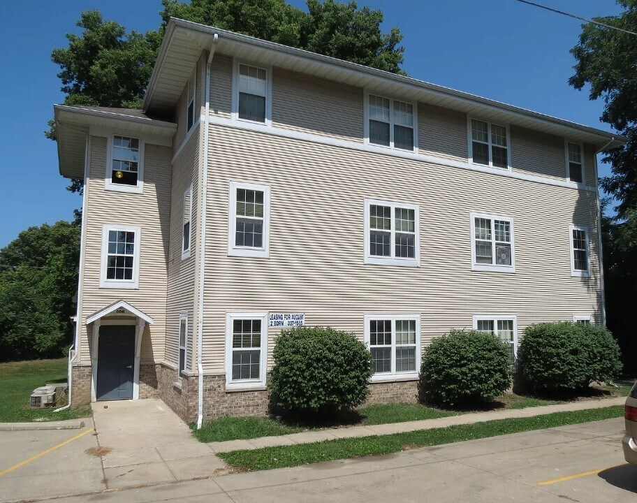 604-1-2-w-elm-st-unit-1-urbana-il-61801-apartments-in-urbana-il