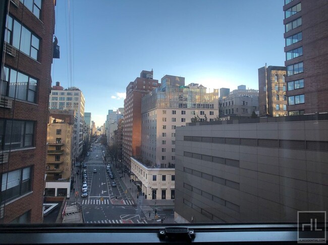 Foto del edificio - Fourth Avenue
