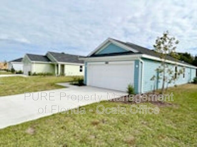 Building Photo - 3583 NE 32nd Ct