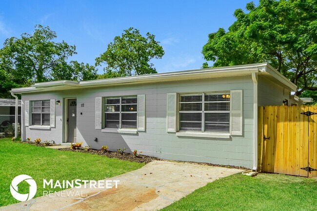 Foto del edificio - 112 Mayfair Cir