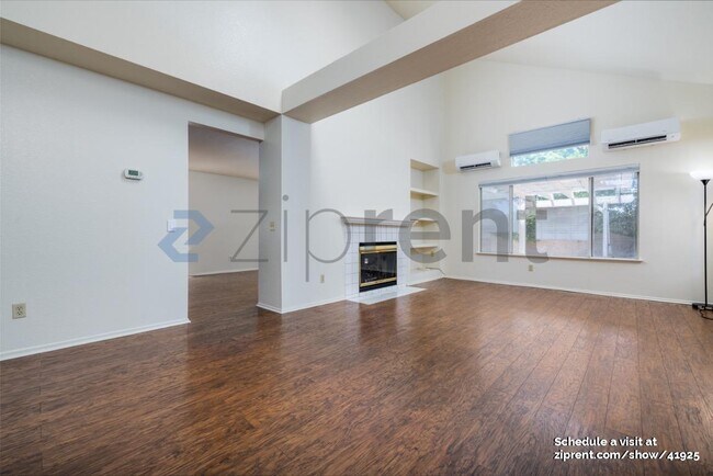 Foto del edificio - 11358 Havstad Dr