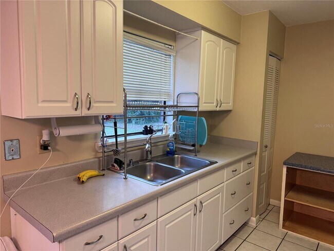 Foto del edificio - 4530 NW 27th Terrace