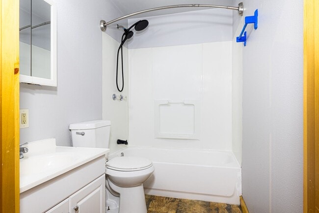 Foto del edificio - Secluded 2 Bed, 1 Bath Home in the hills!