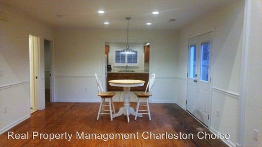 Fotografía del edificio - 1384 Water Edge Dr