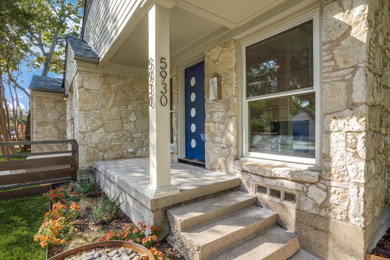 Foto principal - 5930 Penrose Ave