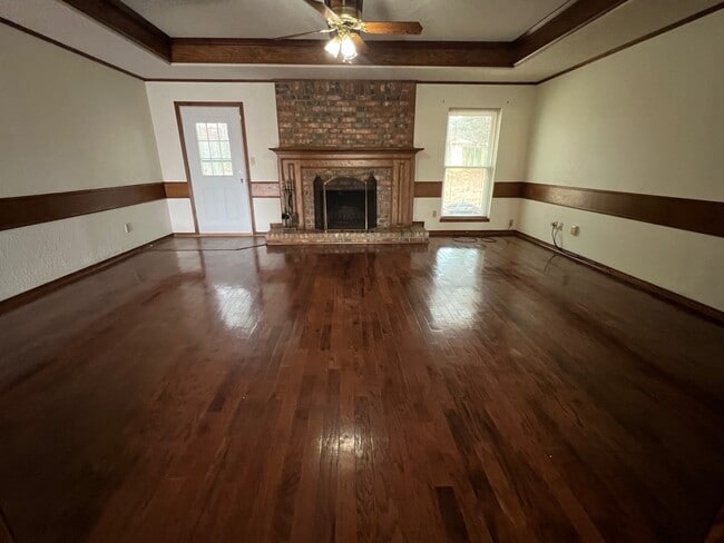 Building Photo - 203 Kimball Dr