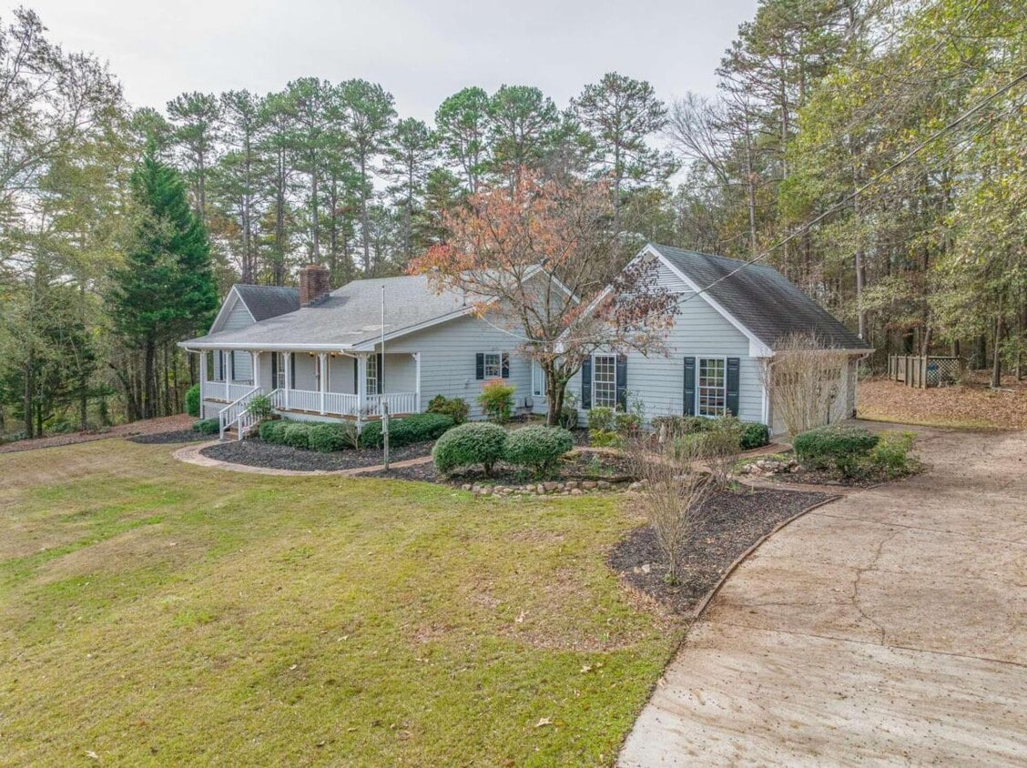 Primary Photo - 6491 Jackson Trail Rd