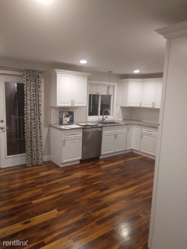 Building Photo - 2 br, 2 bath Townhome - 141 New Rd #1 Unit #1
