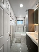 Building Photo - 3558 W 72nd Pl