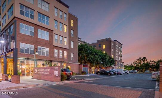 Building Photo - 1326 N Central Ave