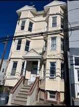 Building Photo - 422 St Pauls Ave
