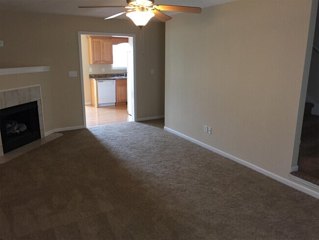 Building Photo - 229 Hanover Ct