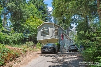 Building Photo - 17985 Helen Way