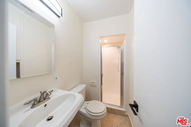 Building Photo - 9205 Alcott St