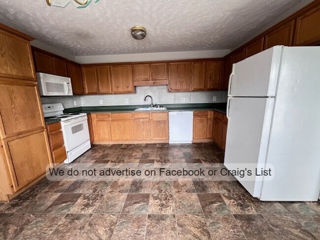 Building Photo - Northwood- Northwoods Drive