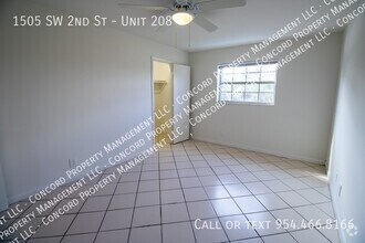Building Photo - 1505 SW 2nd St