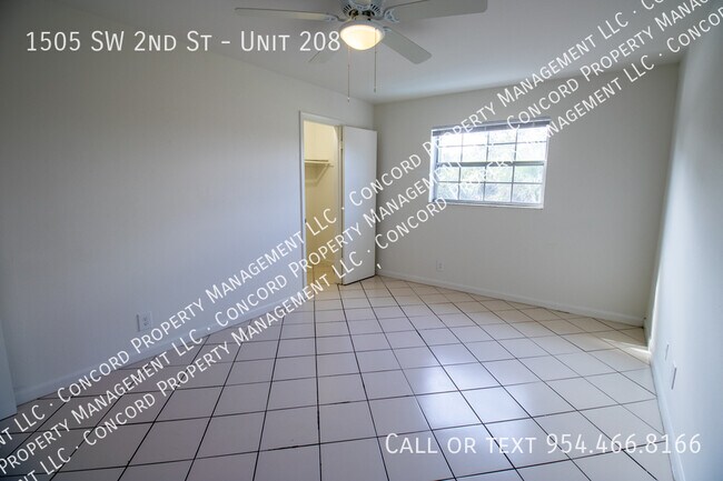 Photo - 1505 SW 2nd St Apartment