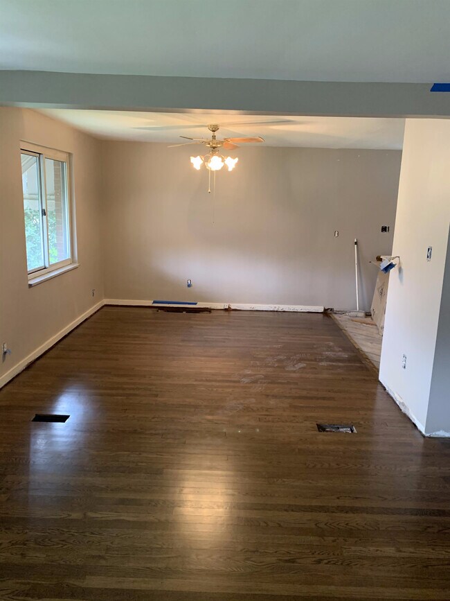 Foto del edificio - 7467 Church St