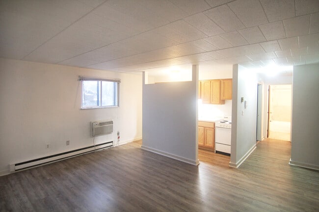 Building Photo - 453 Biddle Ave