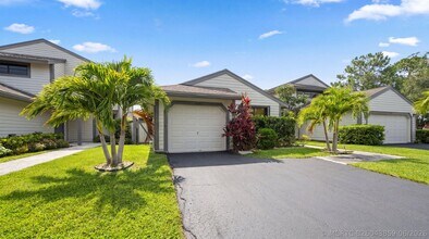 Building Photo - 2482 Bedford Mews Dr