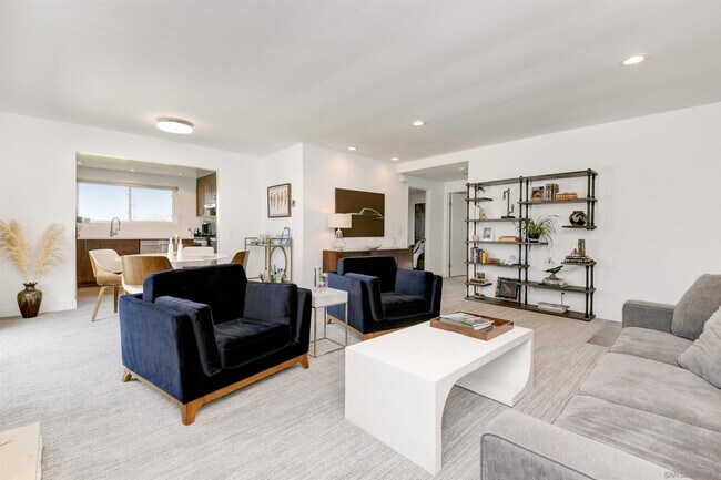 Foto del edificio - 7434 Herschel Ave