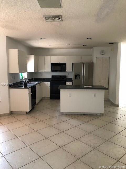 Foto del edificio - 2817 SW 177th Ave