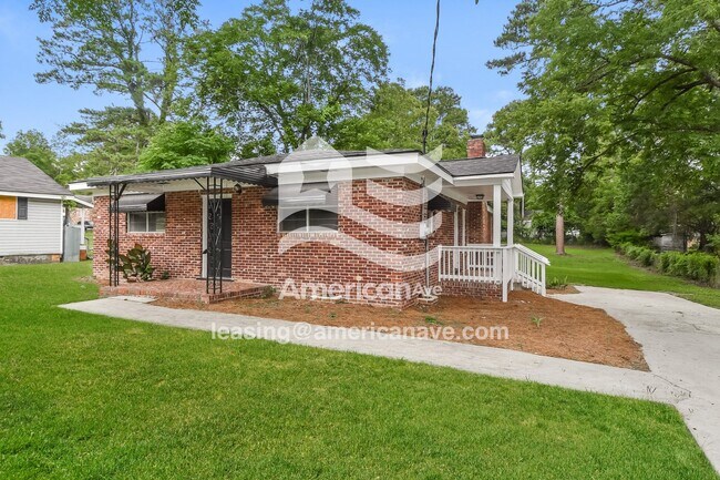 Foto del edificio - 205 Bowling Ave