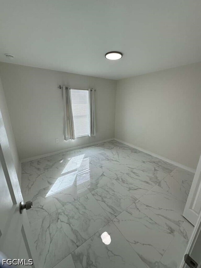 Building Photo - 2201 Bunker Rd