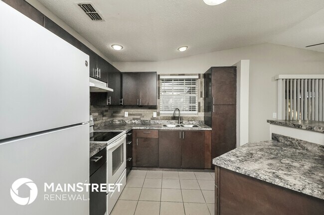 Foto del edificio - 7606 Willow Park Dr