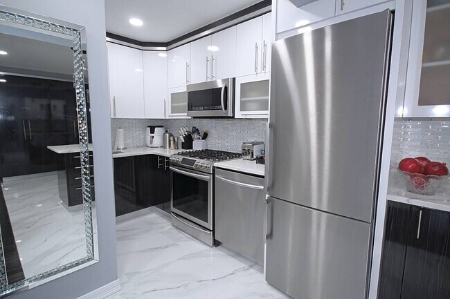 Foto del edificio - 2800 Coyle St