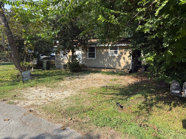 Foto del edificio - 4127 Darby St