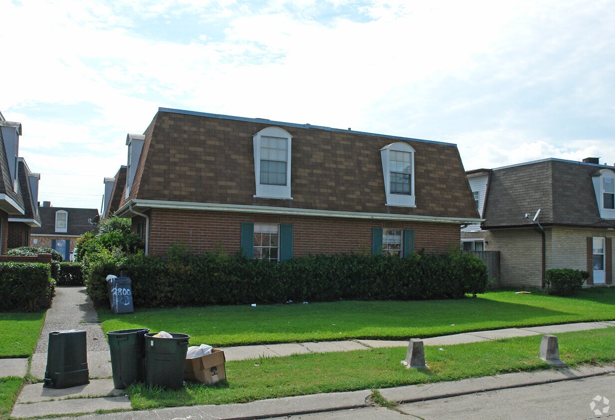 Primary Photo - 2800 Houma Blvd