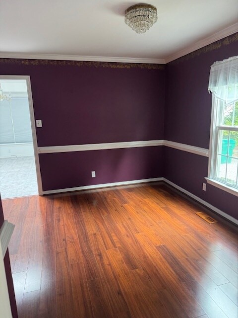 Building Photo - 1724 Villageway Dr