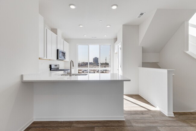 Foto del edificio - 1274 Catalina Ct.