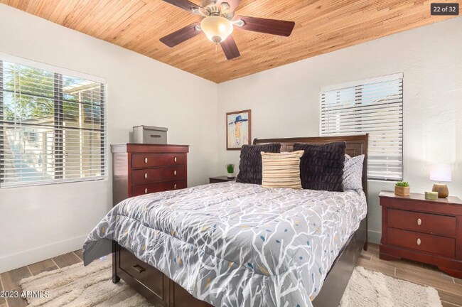 Foto del edificio - 1720 N Whittier Dr