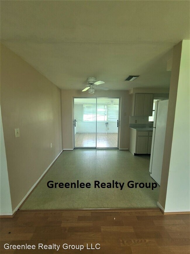 Foto del edificio - 2 br, 1.5 bath House - 3335 Bedford St.